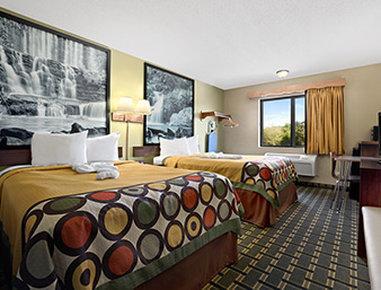 ซูเปอร์ 8 บาย วินด์แฮม รัสเซลล์วิลล์ Hotel ภายนอก รูปภาพ
